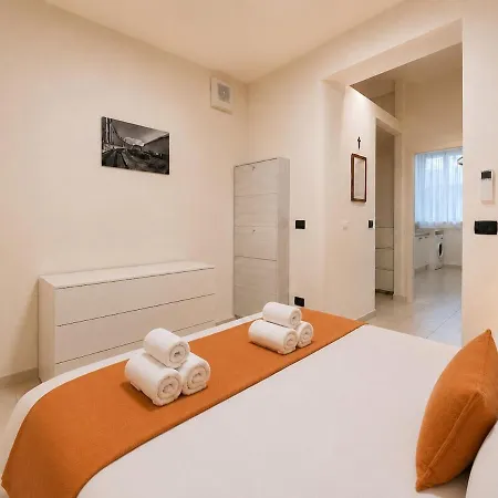 -centro Storico- Piano Terra, Wifi E Ac Lägenhet
